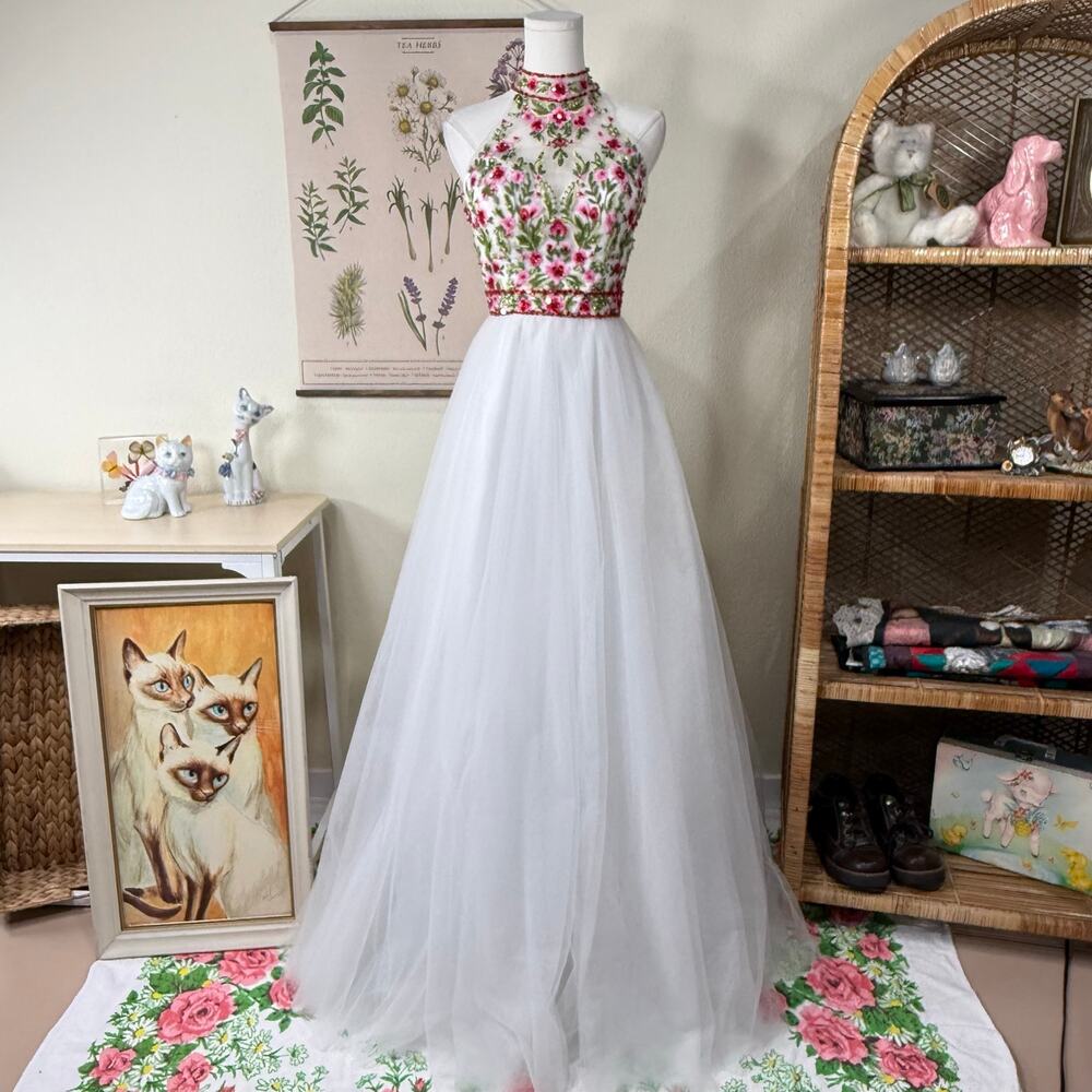 Floral Embroidered Beaded Tulle Formal Dress Ball Gown Romantic Fairy Ethereal 4